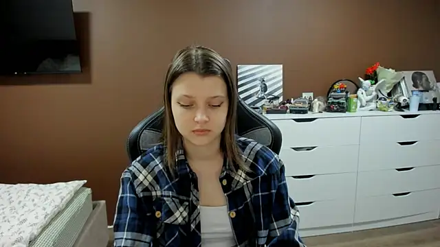 SoniNesti online show from 04-02-26, 02:58