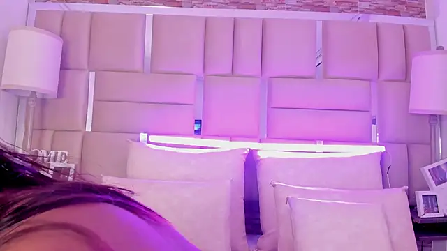 Snapshot of ShaniaBrownn chatting on 09-12-25, 07:36 ShaniaBrownn online show from 09-12-25, 07:36