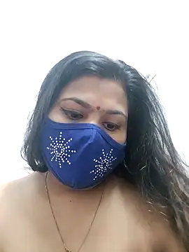 Snapshot of cutee__crazy chatting on 02-22-25, 06:19 cutee  crazy online show from 02-22-25, 06:19