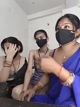 cutee  crazy online show from 05-15-26, 01:51