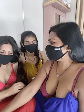 cutee  crazy online show from 07-28-26, 03:21