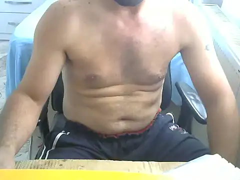 Snapshot of crazybaby5461 chatting on 09-12-25, 12:38 crazybaby5461 online show from 09-12-25, 12:38