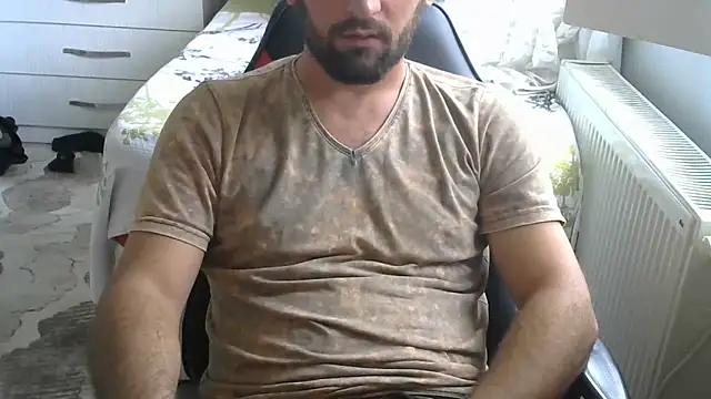 Snapshot of crazybaby5461 chatting on 10-04-25, 12:03 crazybaby5461 online show from 10-04-25, 12:03