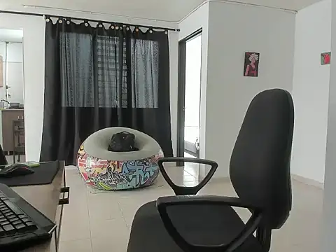 Snapshot of Matheusbeard chatting on 02-11-26, 04:23 Matheusbeard online show from 02-11-26, 04:23