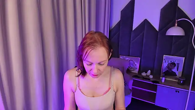 Snapshot of NikaGentle chatting on 06-06-26, 05:45 NikaGentle online show from 06-06-26, 05:45