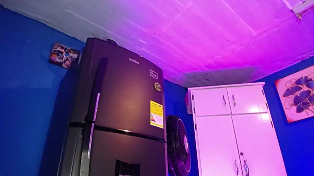 Lunahoney1 online show from 09-18-25, 07:16