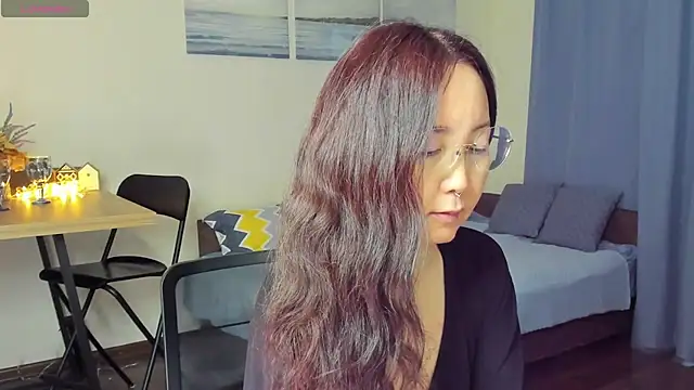 AvroraSakura online show from 12-23-24, 11:14