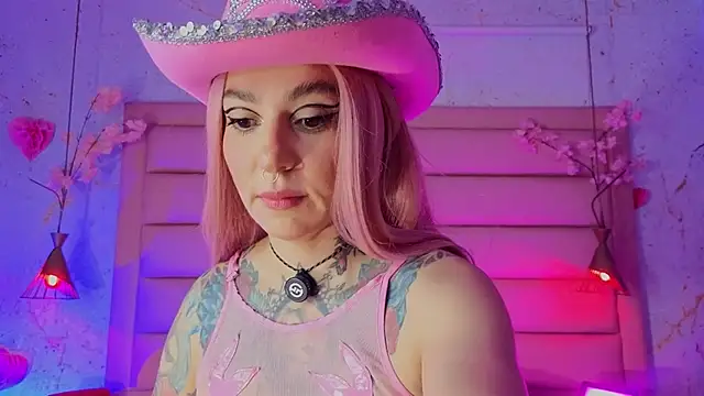 Evangelyne 1 online show from 04-25-26, 03:53