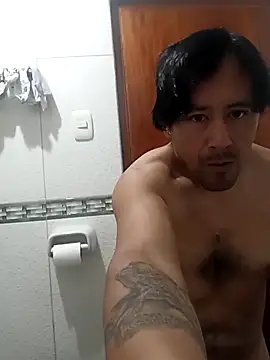 Yimicito online show from 05-26-26, 06:09