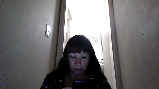 petitedoll29 online show from 10-27-25, 12:04