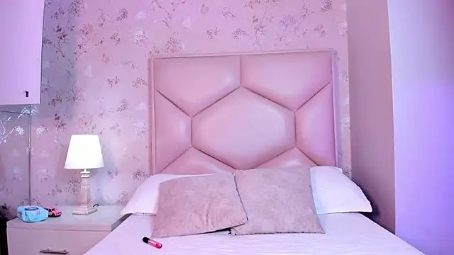 Snapshot of ambar_sullivan chatting on 10-07-25, 11:40 ambar sullivan online show from 10-07-25, 11:40