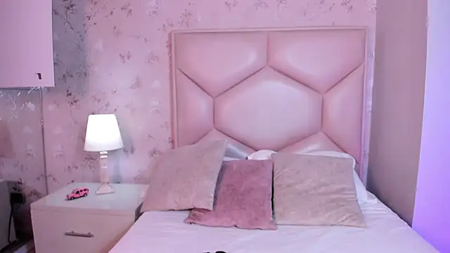 Snapshot of ambar_sullivan chatting on 11-29-25, 11:35 ambar sullivan online show from 11-29-25, 11:35