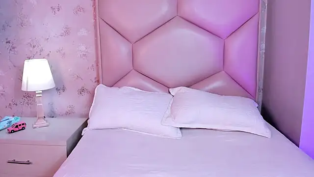 Snapshot of ambar_sullivan chatting on 11-30-25, 11:36 ambar sullivan online show from 11-30-25, 11:36