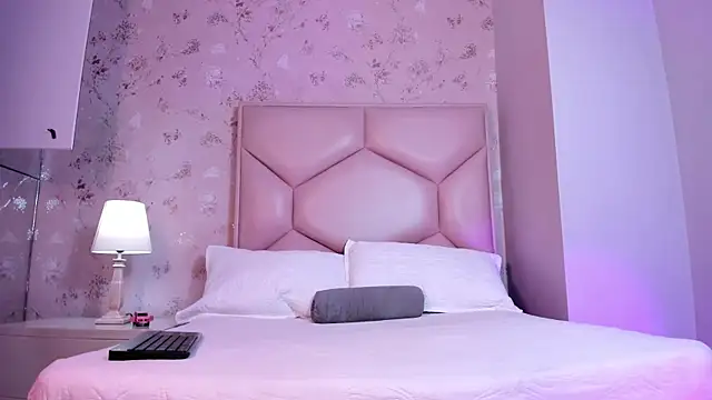 Snapshot of ambar_sullivan chatting on 12-04-25, 11:41 ambar sullivan online show from 12-04-25, 11:41