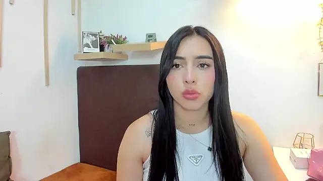 isabella jade online show from 02-15-25, 07:17