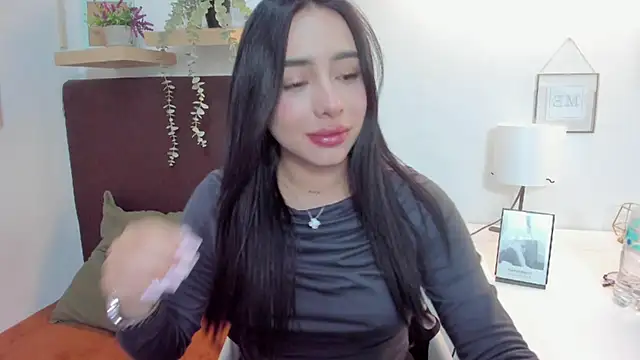 isabella jade online show from 02-24-25, 06:36