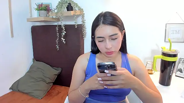 isabella jade online show from 03-06-25, 06:37