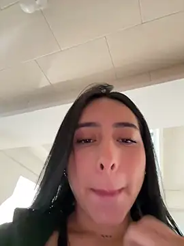 isabella jade online show from 10-27-25, 01:15