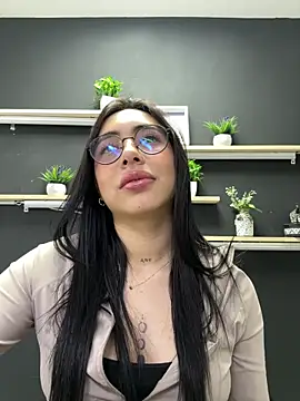 isabella jade online show from 11-08-25, 01:22