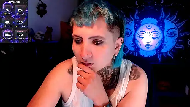 Snapshot of Marieblueeyes chatting on 03-04-25, 10:38 Marieblueeyes online show from 03-04-25, 10:38