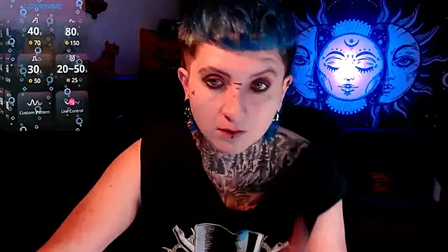 Snapshot of Marieblueeyes chatting on 03-07-25, 01:31 Marieblueeyes online show from 03-07-25, 01:31