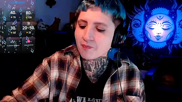 Snapshot of Marieblueeyes chatting on 03-14-25, 03:15 Marieblueeyes online show from 03-14-25, 03:15