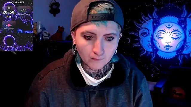 Snapshot of Marieblueeyes chatting on 03-16-25, 06:31 Marieblueeyes online show from 03-16-25, 06:31