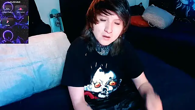 Snapshot of Marieblueeyes chatting on 09-09-25, 12:54 Marieblueeyes online show from 09-09-25, 12:54