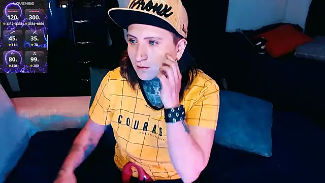 Snapshot of Marieblueeyes chatting on 10-03-25, 03:14 Marieblueeyes online show from 10-03-25, 03:14