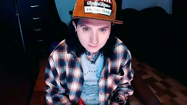 Snapshot of Marieblueeyes chatting on 10-16-25, 11:22 Marieblueeyes online show from 10-16-25, 11:22