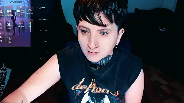 Snapshot of Marieblueeyes chatting on 10-21-25, 11:55 Marieblueeyes online show from 10-21-25, 11:55