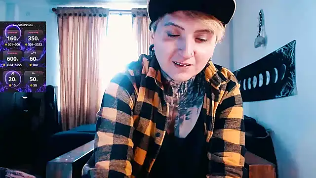 Snapshot of Marieblueeyes chatting on 11-22-25, 04:06 Marieblueeyes online show from 11-22-25, 04:06