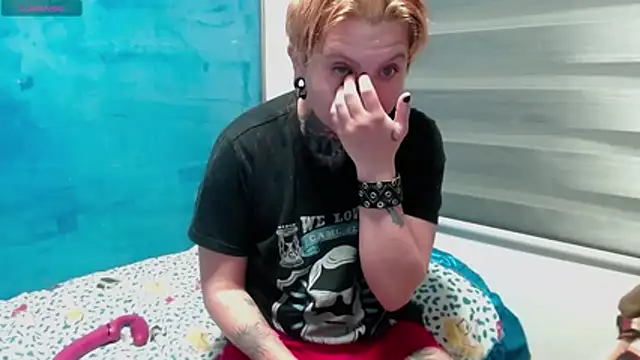 Snapshot of Marieblueeyes chatting on 12-03-25, 10:13 Marieblueeyes online show from 12-03-25, 10:13