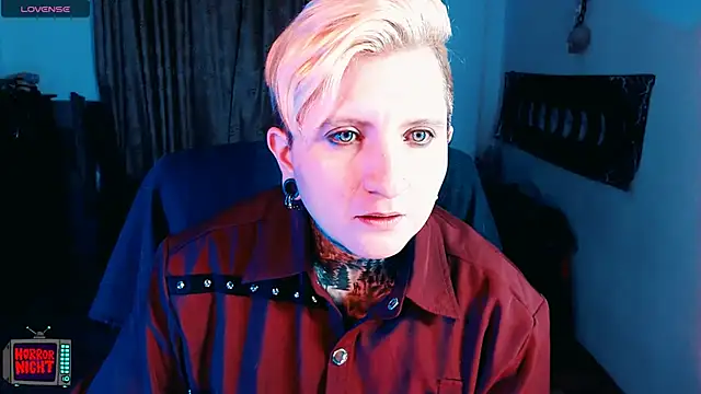 Snapshot of Marieblueeyes chatting on 12-20-25, 05:14 Marieblueeyes online show from 12-20-25, 05:14