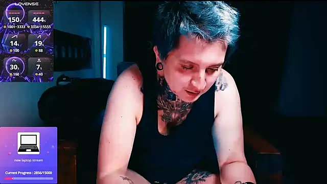 Snapshot of Marieblueeyes chatting on 03-11-26, 01:55 Marieblueeyes online show from 03-11-26, 01:55