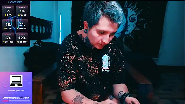 Snapshot of Marieblueeyes chatting on 03-11-26, 10:49 Marieblueeyes online show from 03-11-26, 10:49