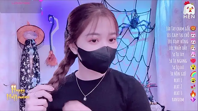 hen237 online show from 10-29-25, 10:55