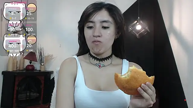 Perla Campbell online show from 12-14-24, 02:31