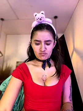 Perla Campbell online show from 09-24-25, 02:09