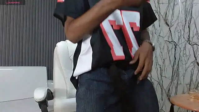 ManSant online show from 10-21-25, 03:02