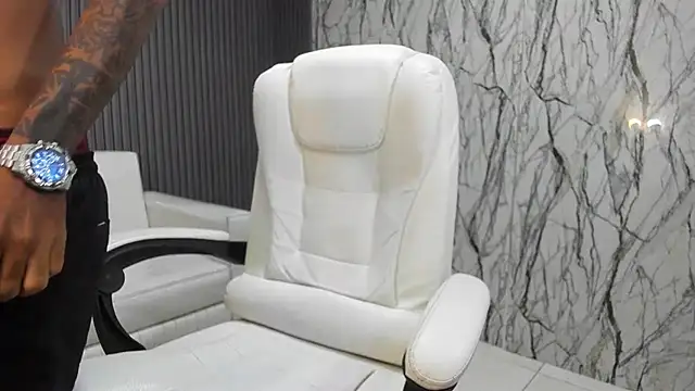 ManSant online show from 11-17-25, 02:56