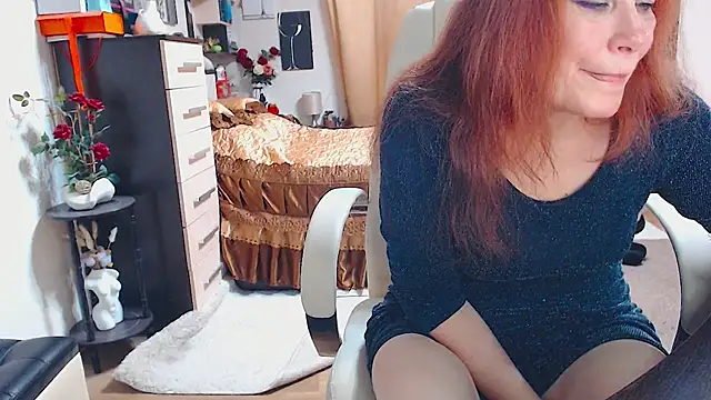 CrazyMomy online show from 09-27-25, 07:57