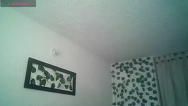 Snapshot of SexDiffrent chatting on 12-19-25, 03:08 SexDiffrent online show from 12-19-25, 03:08