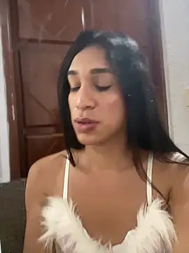 Ashly Miller online show from 04-21-26, 01:42