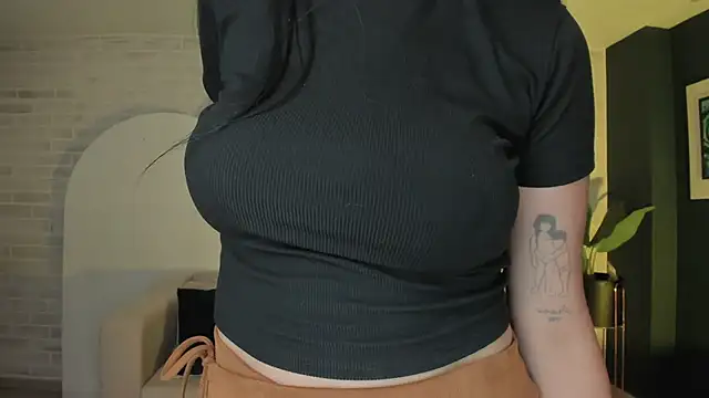 LilaWest online show from 12-13-24, 01:37