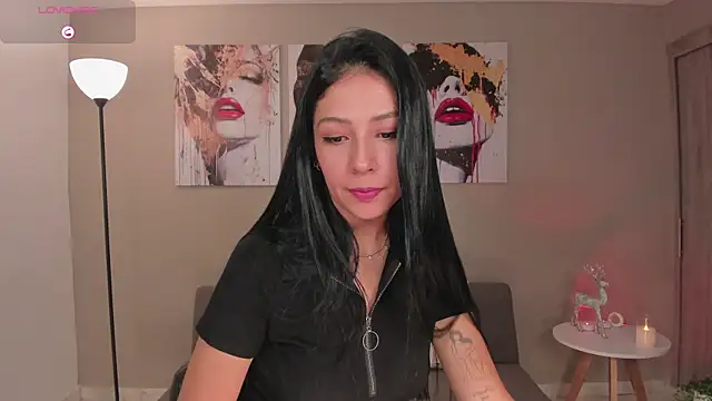 Snapshot of LilaWest chatting on 11-12-25, 02:17 LilaWest online show from 11-12-25, 02:17