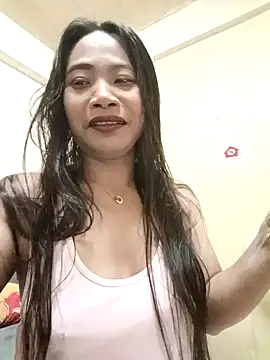 Snapshot of KinkyKit_May chatting on 02-10-25, 01:44 KinkyKit May online show from 02-10-25, 01:44