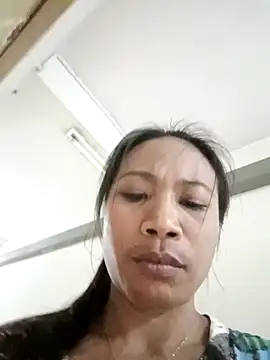 Snapshot of KinkyKit_May chatting on 03-14-25, 04:30 KinkyKit May online show from 03-14-25, 04:30