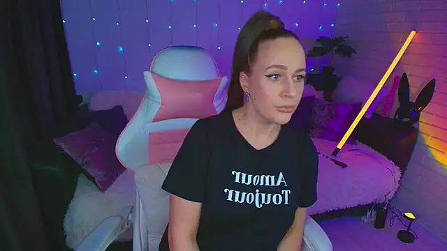 Snapshot of pepper_cat_ chatting on 12-04-25, 03:49 pepper cat online show from 12-04-25, 03:49