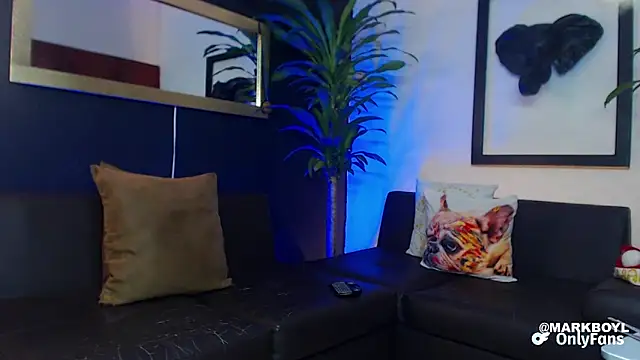 Snapshot of Markboyl chatting on 12-07-24, 01:29 Markboyl online show from 12-07-24, 01:29